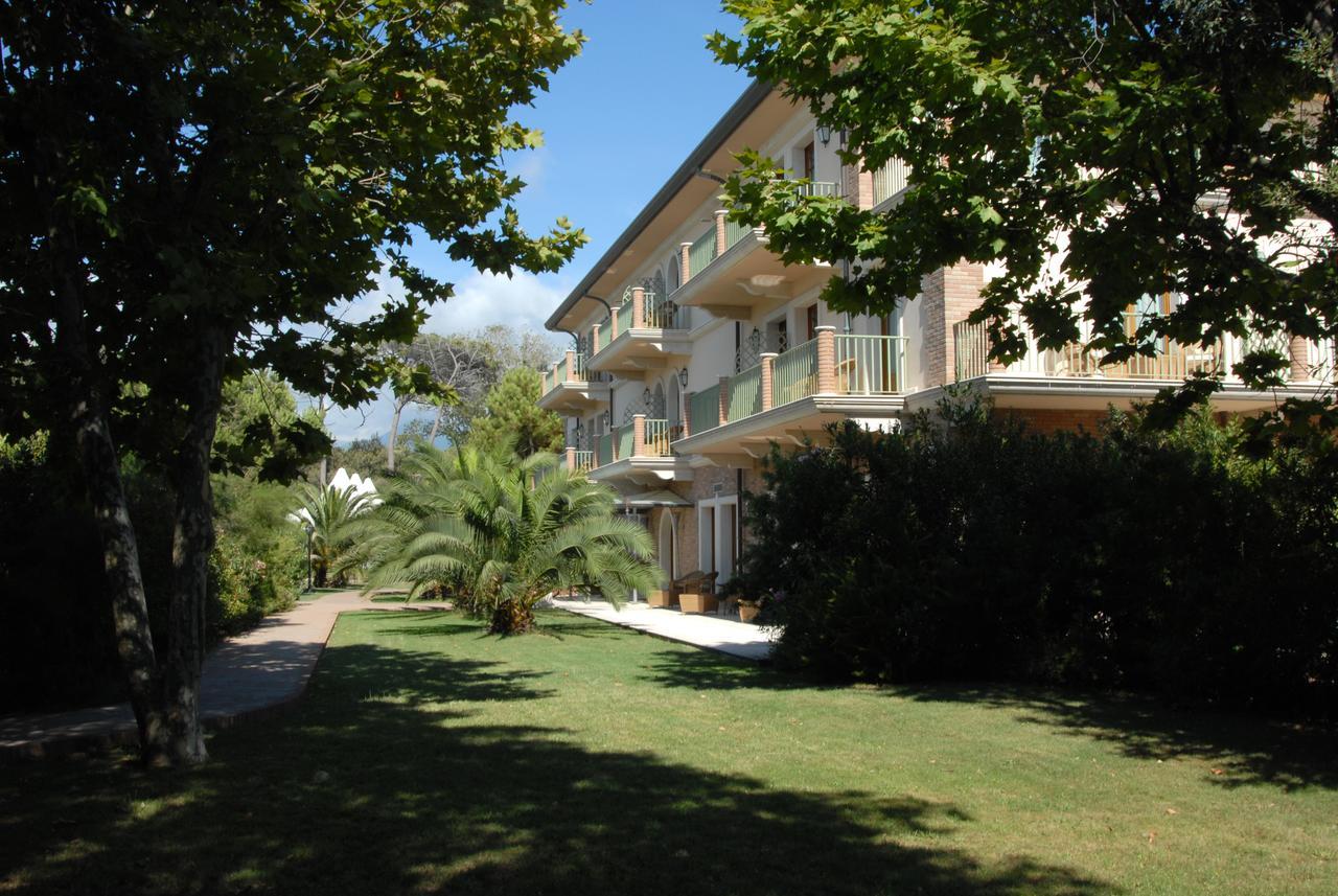 Park Hotel Villa Ariston Lido di Camaiore Exterior photo